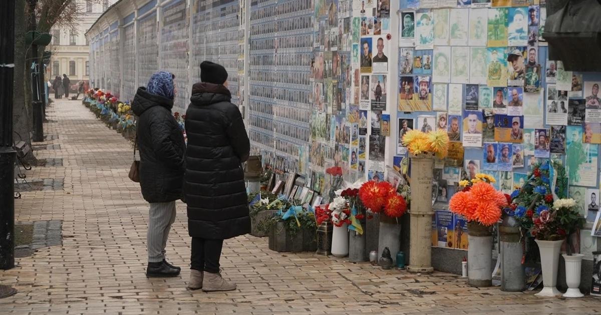 About half of Ukrainians want to negotiate ceasefire after years of war with Russia