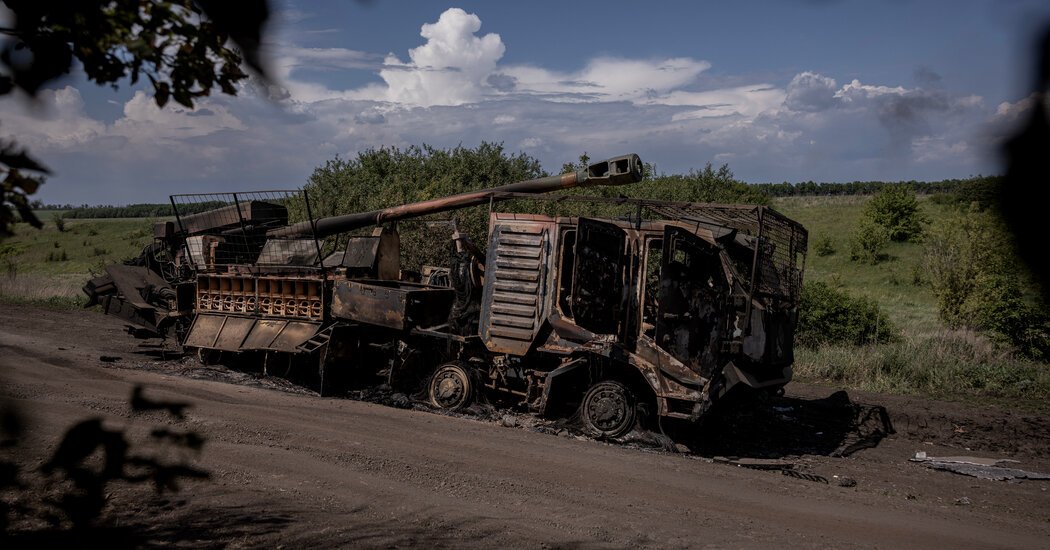 Ukraine Detains Commanders Amid Setbacks on the Front