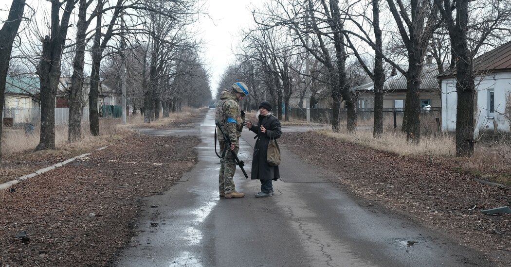 Russia Seizes Another Town in Ukraine in Push to Take All of Donetsk