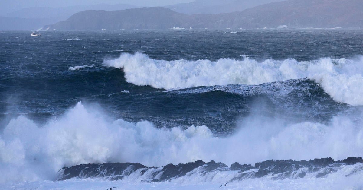 Ireland, western U.K. hit by record winds as Storm Éowyn shuts down transport, leaves thousands without power