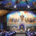 Eye on America: A look inside a Catholic megachurch, and Deepak Chopra on AI and spirituality