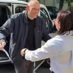 Belarus frees jailed opposition leader, more than a dozen others after visit from U.S. envoy