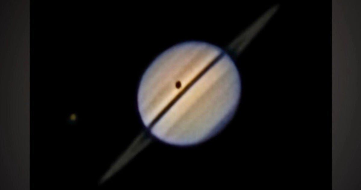 Backyard telescope captures rare eclipse on Saturn