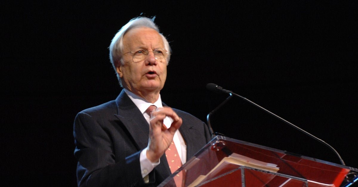 Bill Moyers, acclaimed public affairs TV broadcaster, dies at 91