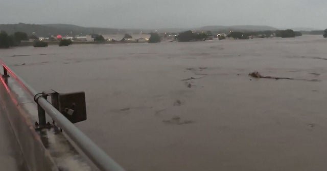 7/4: CBS Evening News - CBS News