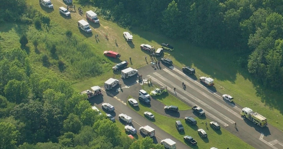Skydiving plane goes off runway at Cross Keys Airport in Williamstown, New Jersey; 5 of 15 passengers injured